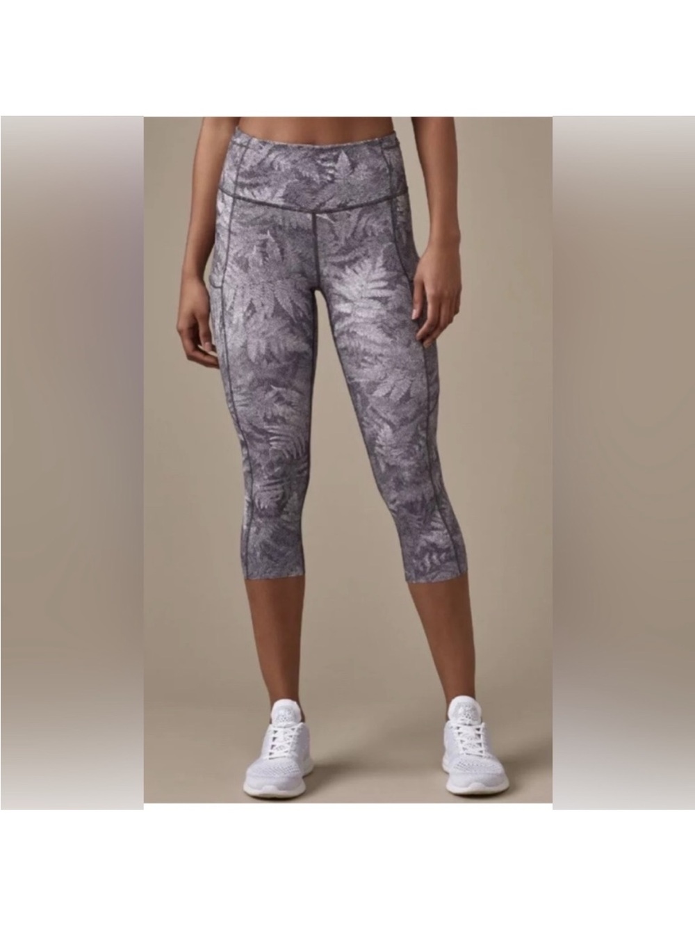 Lululemon fast and free leggings - women’s size 4